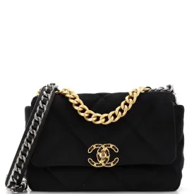 CHANEL 19 Flap Bag Quilted Velvet Medium