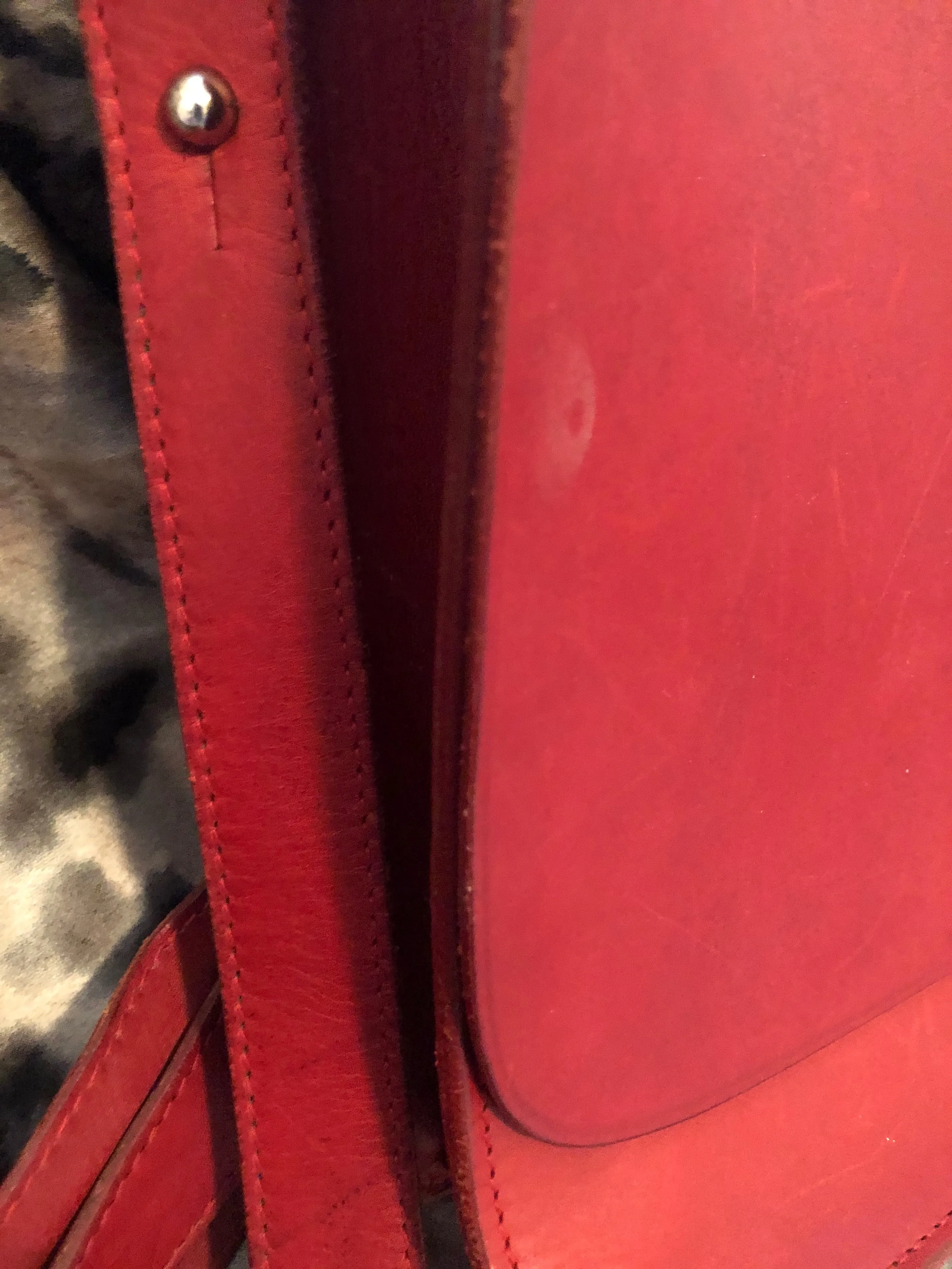 consignment bag - Dooney & Bourke red messenger bag