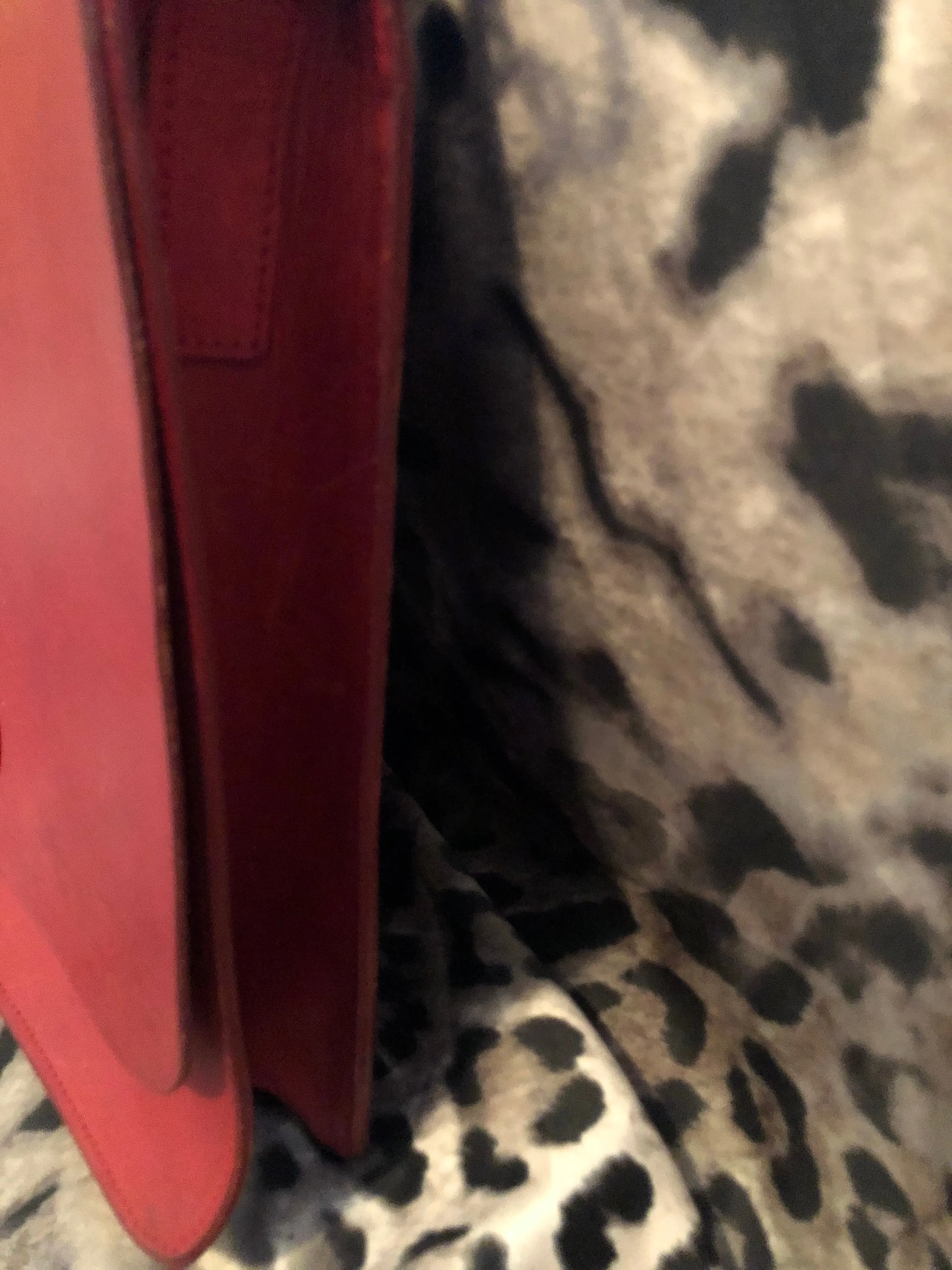 consignment bag - Dooney & Bourke red messenger bag