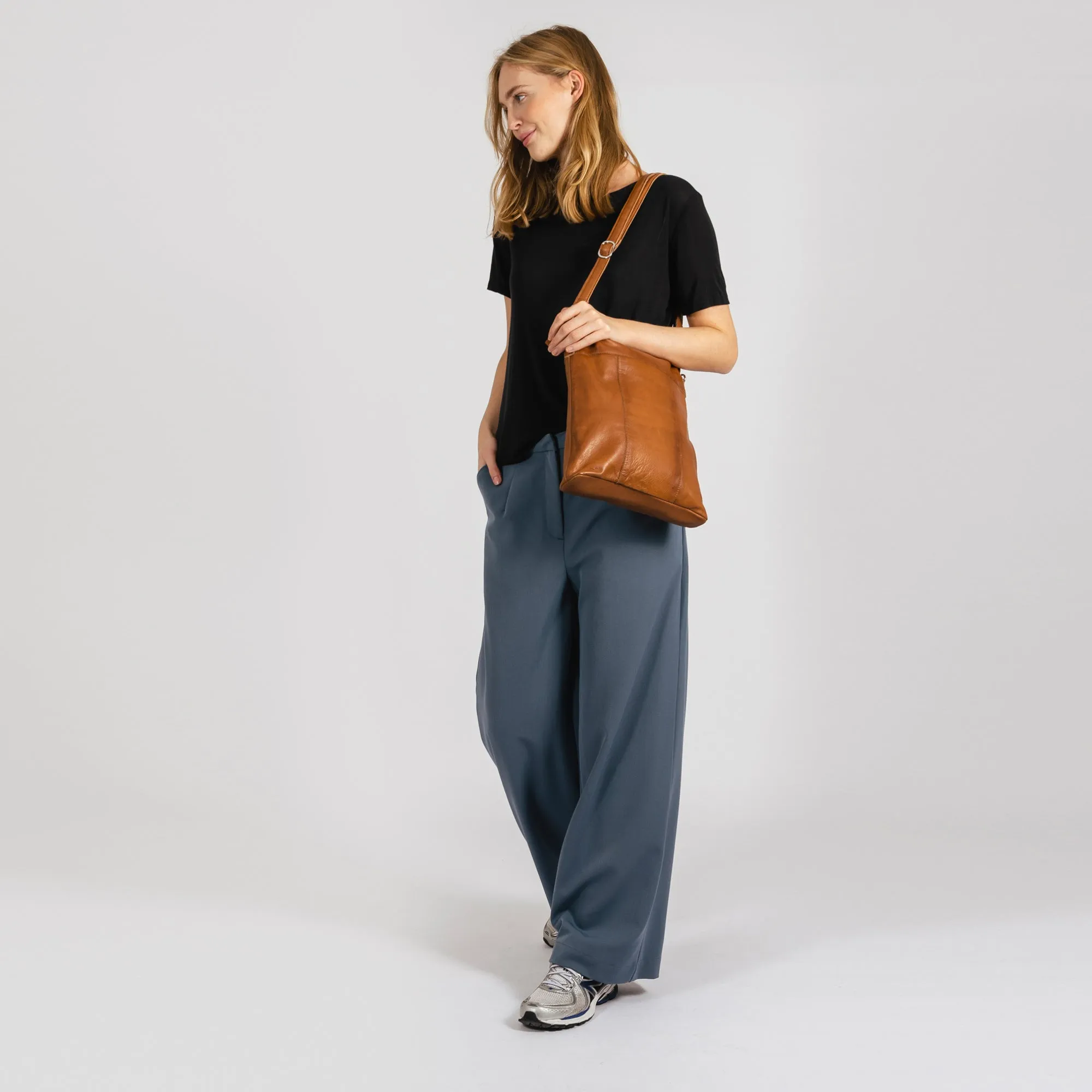 stillBasic Large Messenger