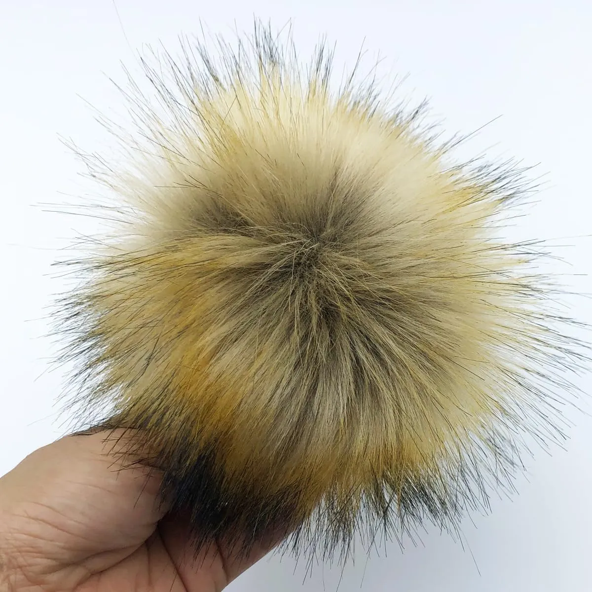 Unpafcxddyig Faux Fox Fur Ball Soft Pom Pom Keychain for Car Key Ring Phone Handbag Charm Tote Pendant