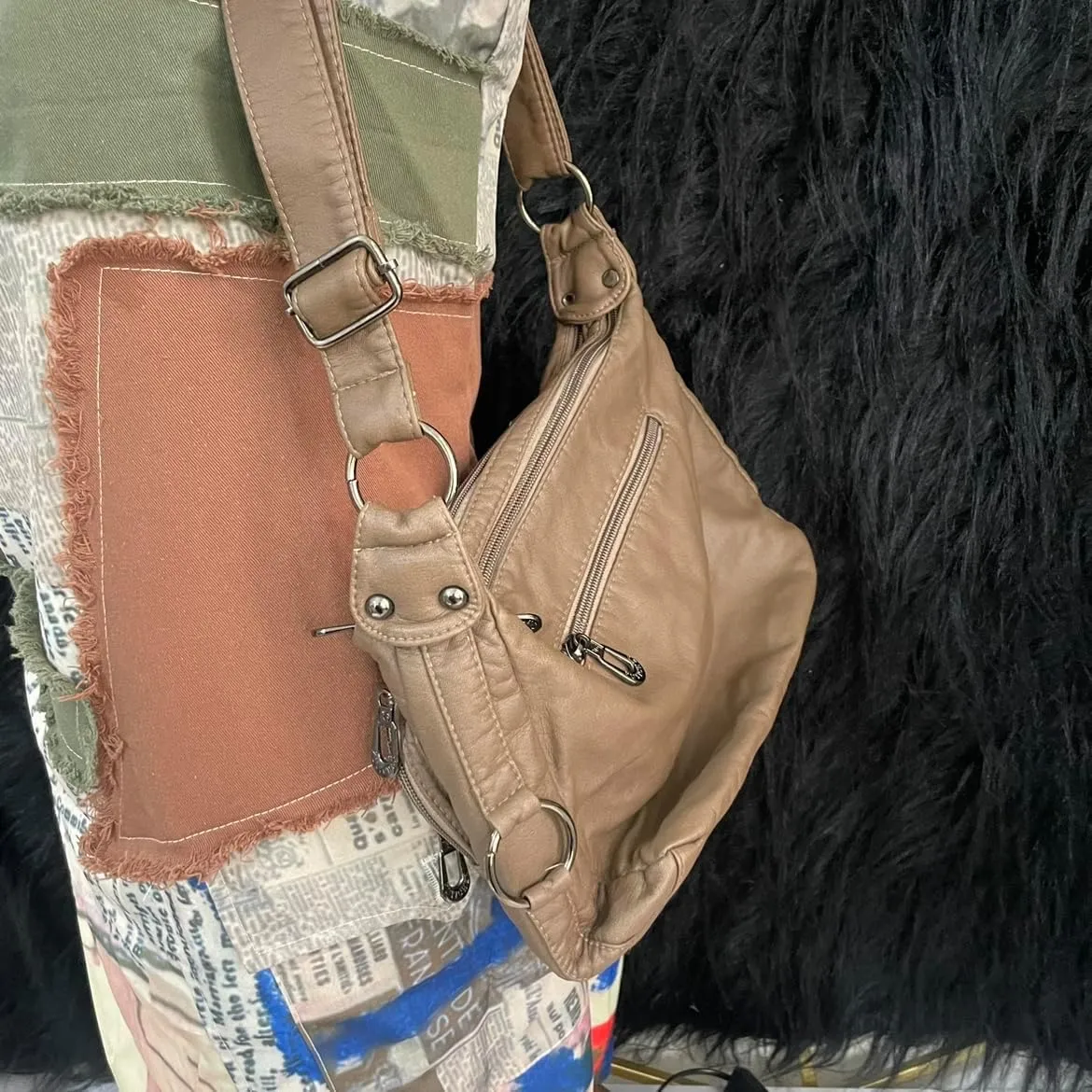 Vintage Y2K Crossbody Bag for Women- Adjustable Strap, Retro Button Design, Multi-Pocket PU Leather Bag