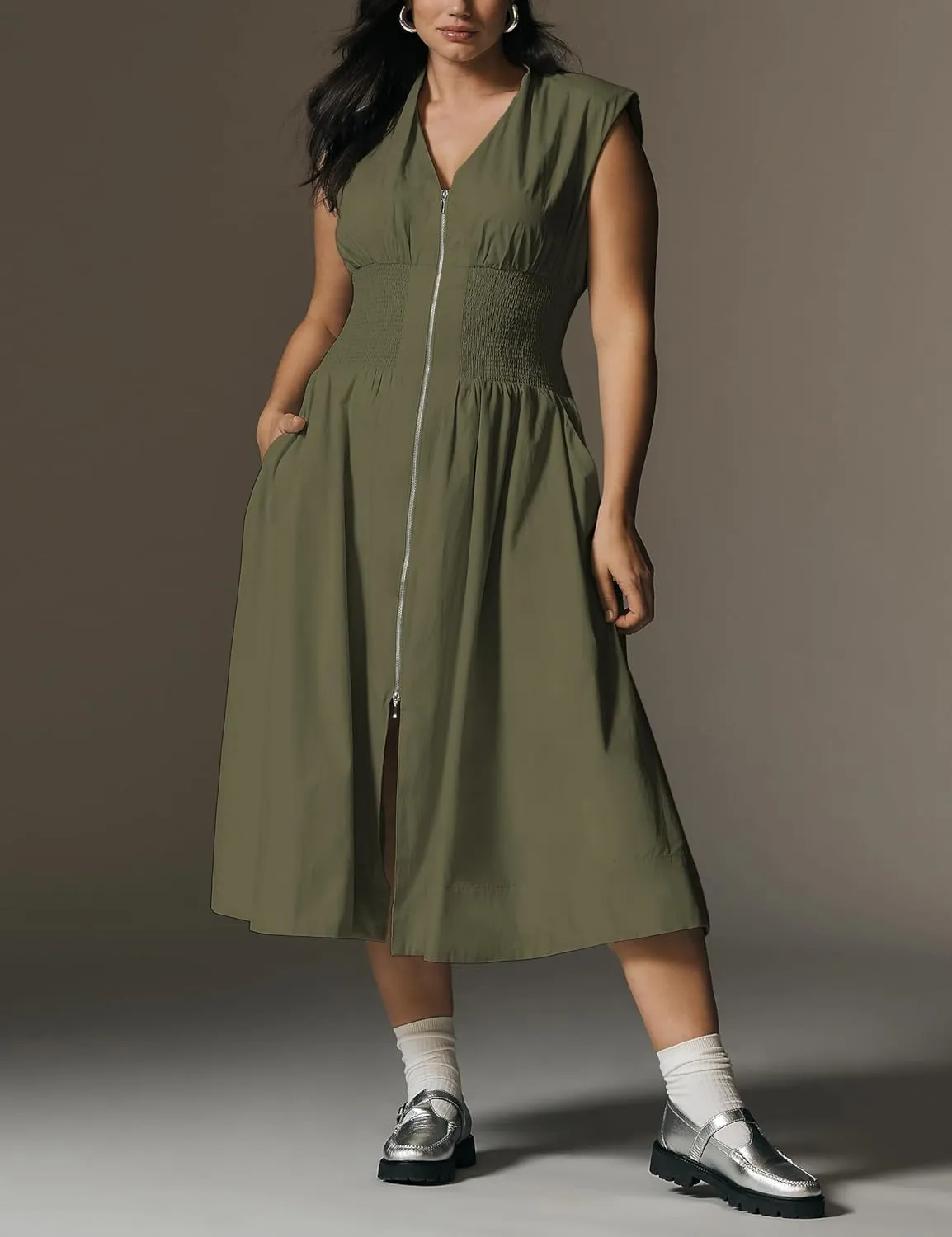 Women Sleeveless Midi Dress Summer Casual V Neck Zip Front Smocked Shirt Dress with Pockets