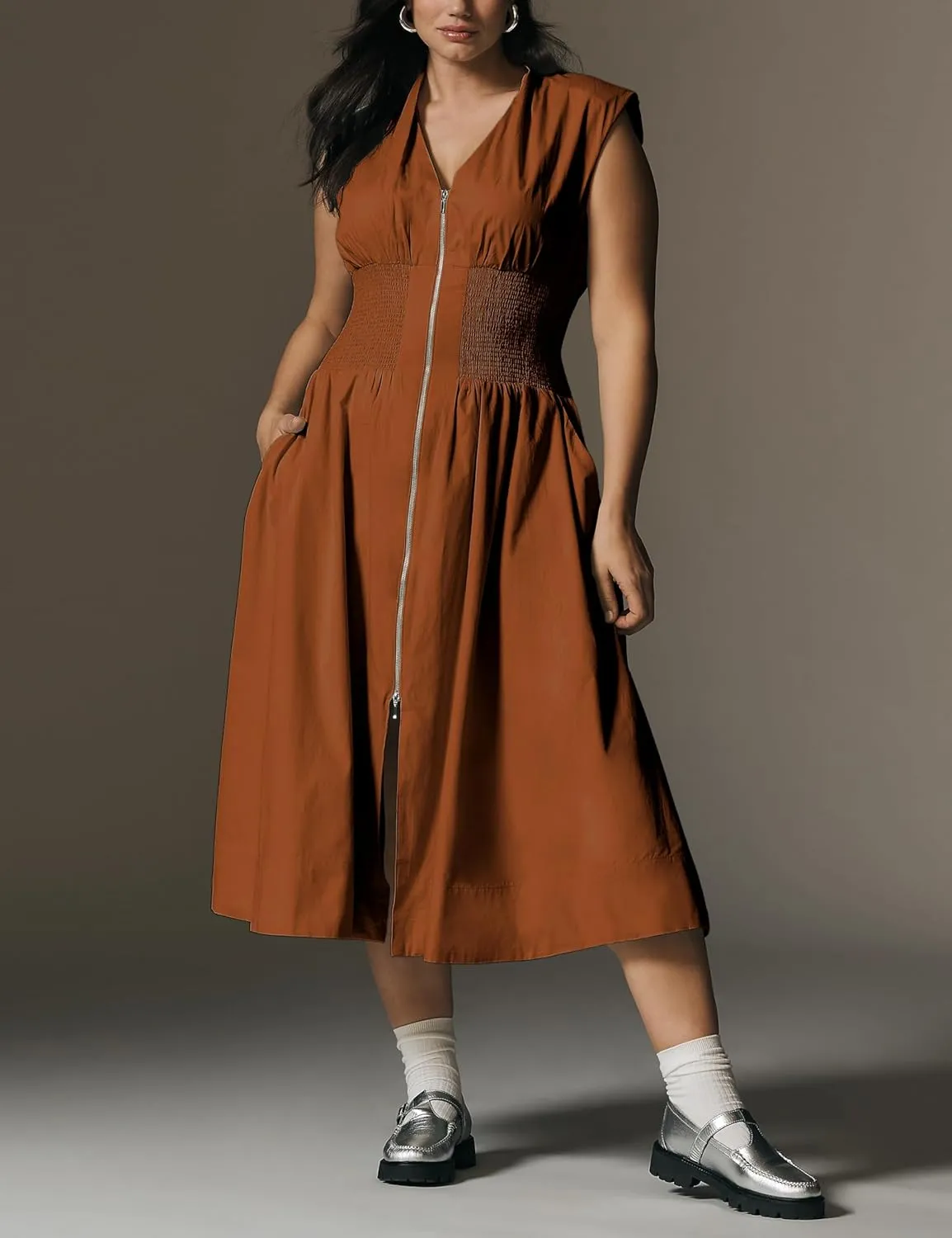 Women Sleeveless Midi Dress Summer Casual V Neck Zip Front Smocked Shirt Dress with Pockets