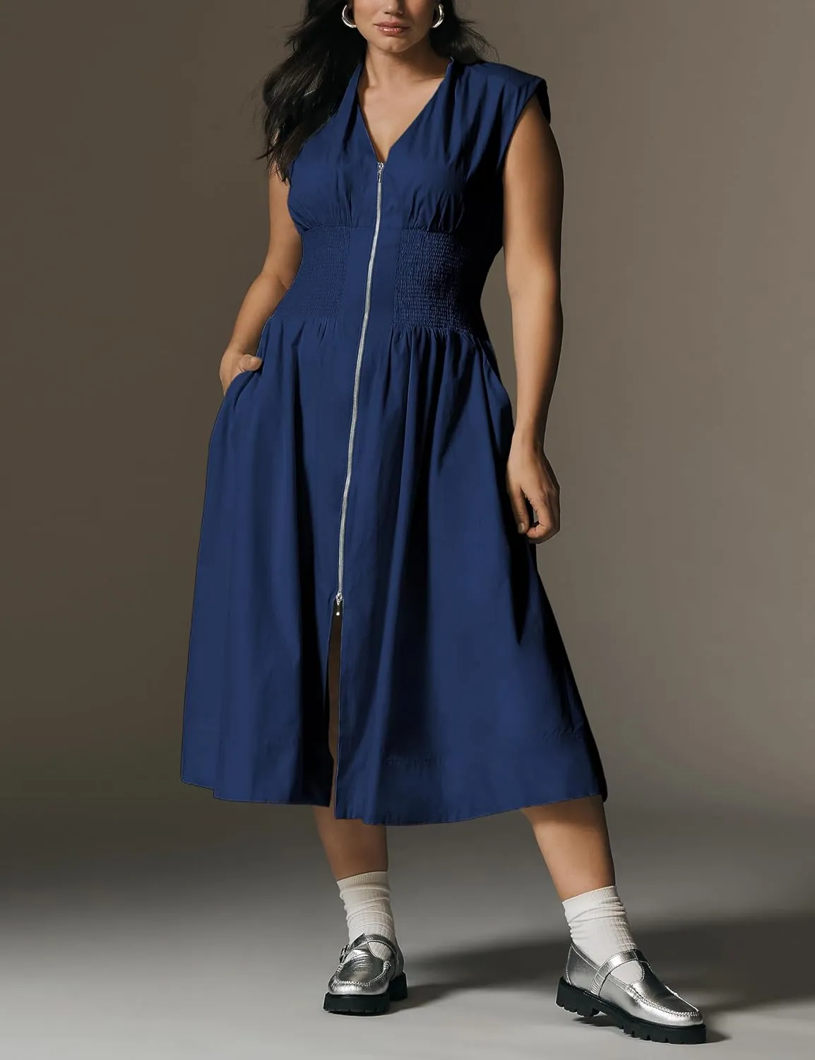 Women Sleeveless Midi Dress Summer Casual V Neck Zip Front Smocked Shirt Dress with Pockets
